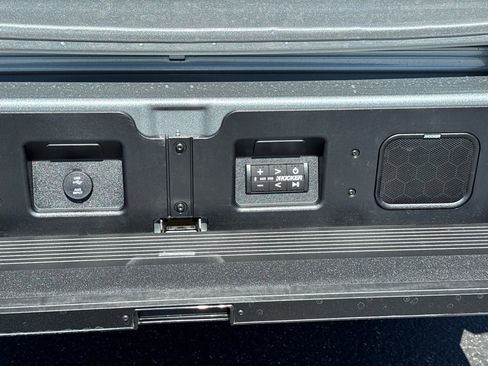New 2026 GMC Sierra 1500 Denali Ultimate AWD/4WD image 10