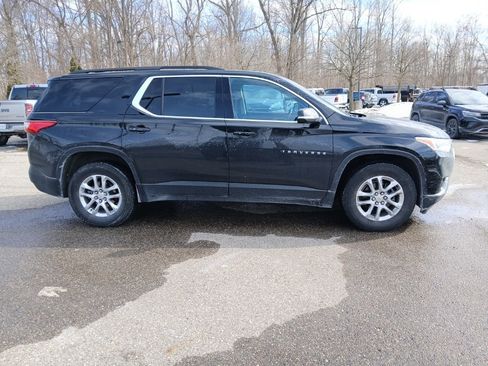 Used 2020 Chevrolet Traverse LT image 4