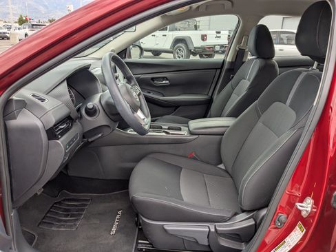 Used 2025 Nissan Sentra SV FWD image 23