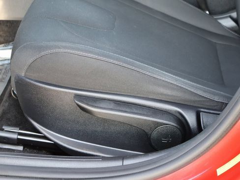 Used 2021 Hyundai Elantra SEL w/ Convenience Package image 24