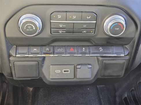 Used 2022 GMC Sierra 1500 Pro w/ Convenience Package image 24