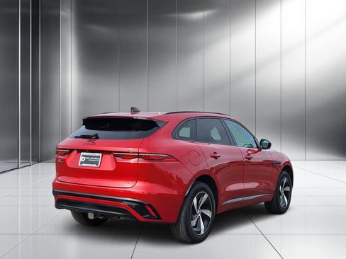 Used 2024 Jaguar F-PACE R-Dynamic S image 24