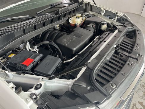 Used 2023 Chevrolet Silverado 1500 LT image 10