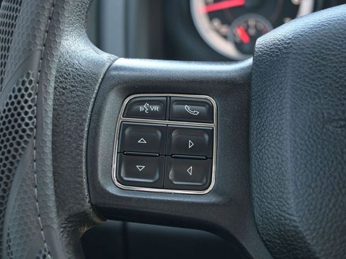 Used 2014 RAM 2500 SLT image 29