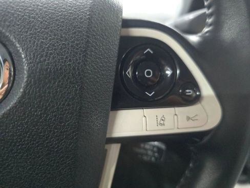 Used 2019 Toyota Prius Prime Premium image 23