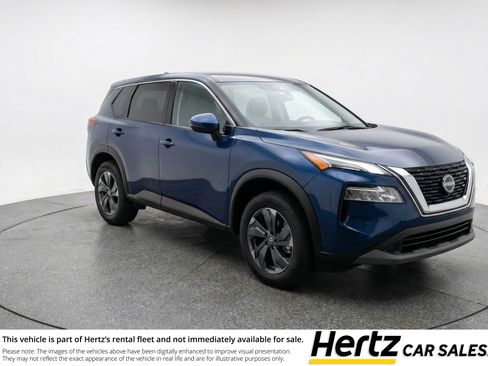 Used 2025 Nissan Rogue SV FWD image 1