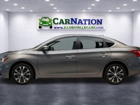 Used 2017 Nissan Sentra SV FWD image 3