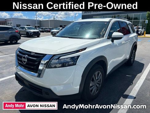 Certified 2024 Nissan Pathfinder SV w/ SV Premium Package AWD/4WD image 2