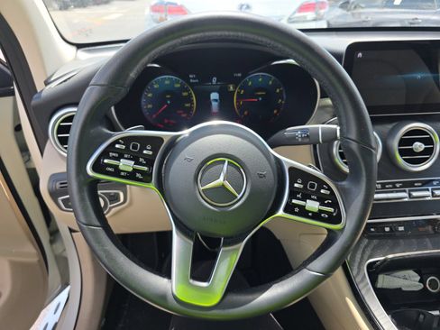 Used 2020 Mercedes-Benz GLC 300 image 10