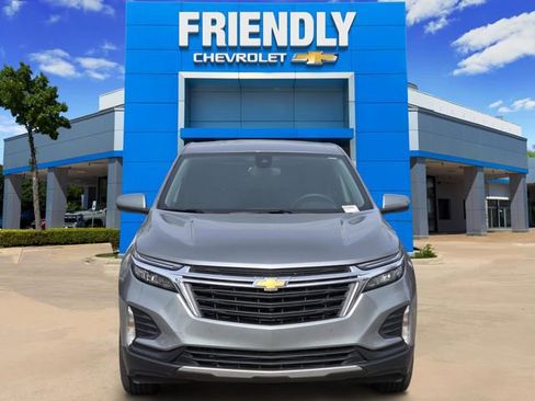 Used 2024 Chevrolet Equinox LT image 2