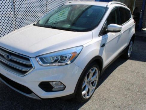 Used 2017 Ford Escape Titanium FWD image 7