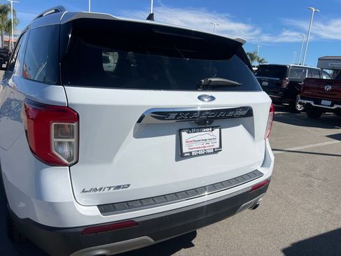 Used 2023 Ford Explorer Limited w/ Equipment Group 301A image 14
