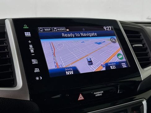 Used 2016 Honda Pilot Touring image 28