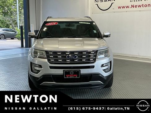 Used 2016 Ford Explorer Limited AWD/4WD image 23