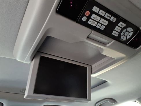 Used 2018 Honda Pilot Touring image 31