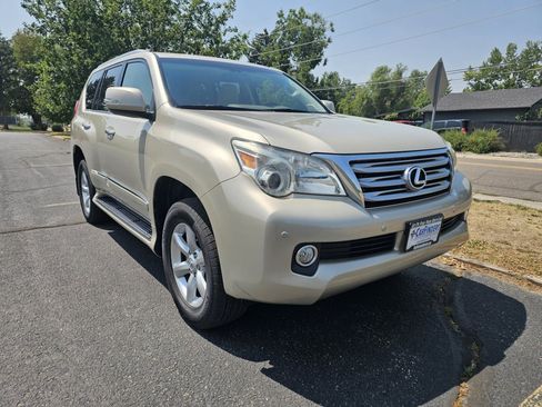 Used 2012 Lexus GX 460 w/ Comfort Plus Pkg AWD/4WD image 7