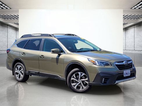 Used 2022 Subaru Outback Limited AWD/4WD image 2