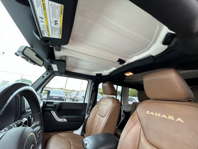 Used 2013 Jeep Wrangler Unlimited Sahara w/ Connectivity Group AWD/4WD image 29