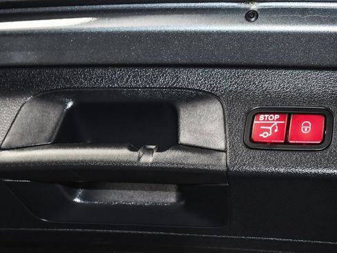 Used 2025 Mercedes-Benz GLS 450 GLS 450 image 78