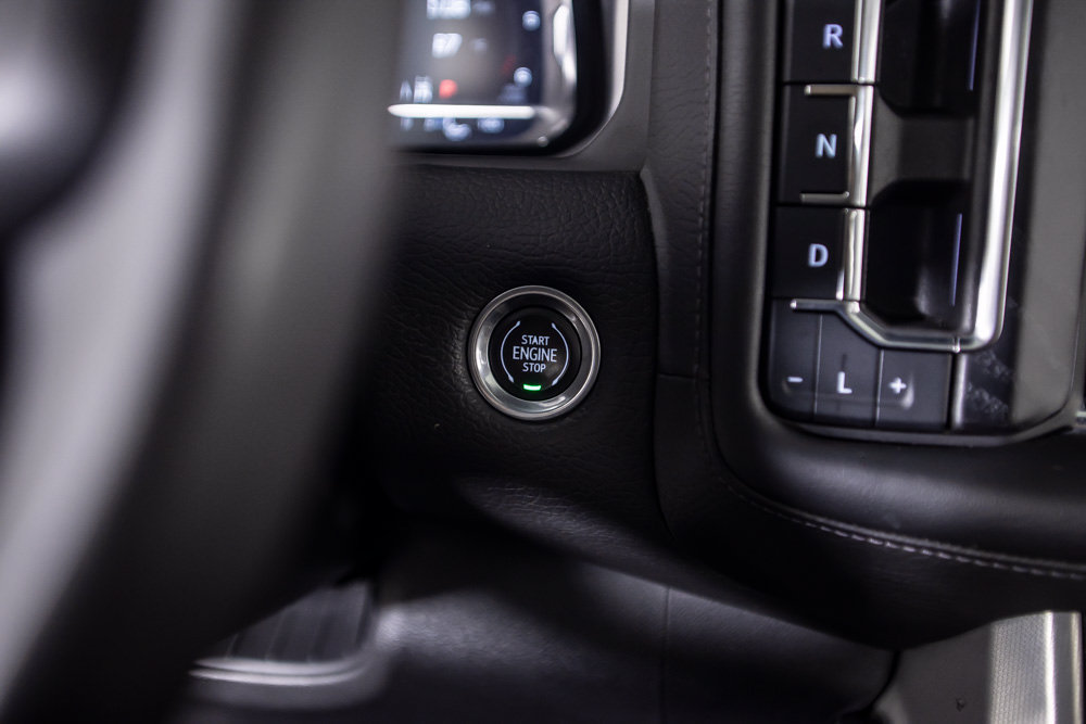 Used 2023 GMC Yukon Denali AWD/4WD image 31