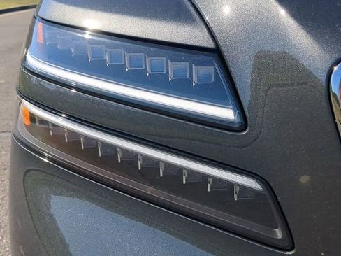 New 2026 Genesis GV80 2.5T Advanced image 9