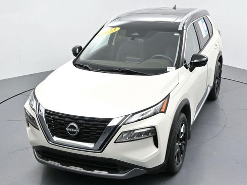 Used 2023 Nissan Rogue SL FWD image 39