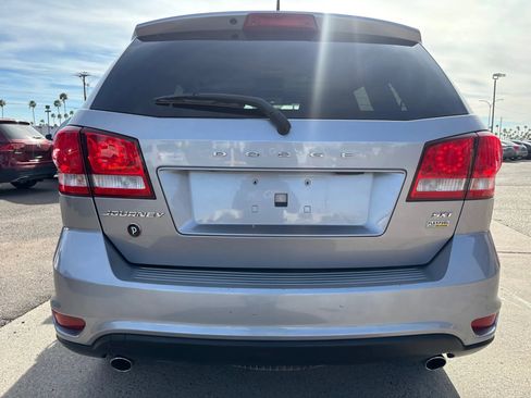 Used 2017 Dodge Journey SXT w/ Comfort/Convenience Group image 6