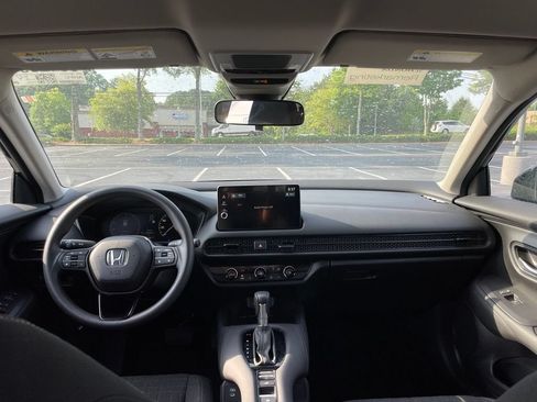 Used 2026 Honda HR-V LX image 5