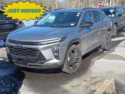 Used 2025 Chevrolet Trax ACTIV w/ Sunroof Package