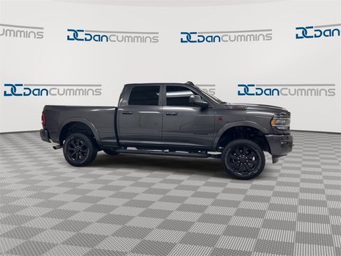 Used 2022 RAM 2500 Laramie w/ Night Edition image 9
