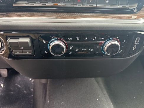 New 2026 GMC Sierra 1500 Elevation image 27