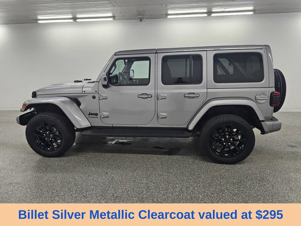 Used 2021 Jeep Wrangler Unlimited Sahara AWD/4WD image 9