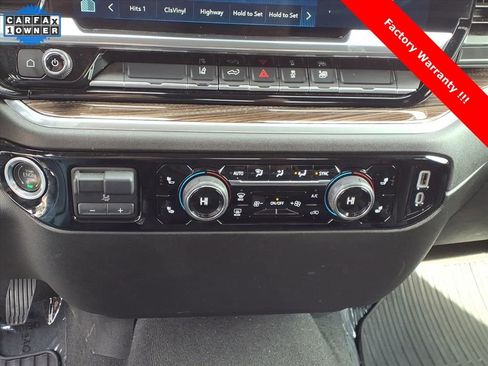 Used 2025 Chevrolet Silverado 2500 LT w/ Convenience Package image 26