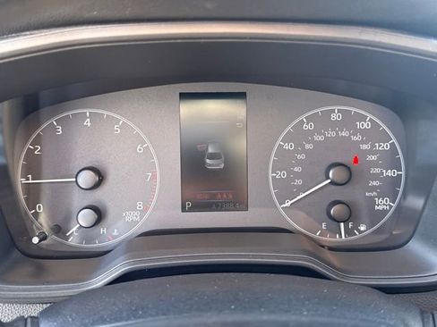 Used 2024 Toyota Corolla LE image 10