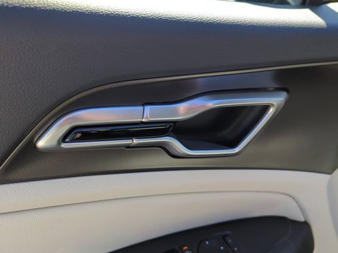 New 2026 Kia Sportage EX FWD image 19