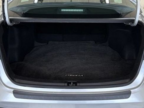 Used 2022 Toyota Corolla XSE w/ Carpet Mat Package (TMS) FWD image 4
