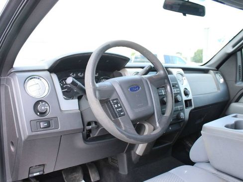 Used 2011 Ford F150 XLT AWD/4WD image 2