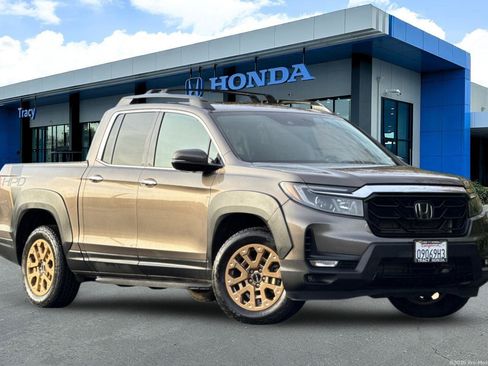 Certified 2021 Honda Ridgeline RTL-E image 2