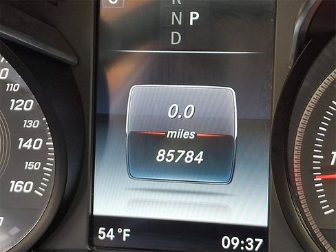 Used 2018 Mercedes-Benz C 300 4MATIC Sedan image 21