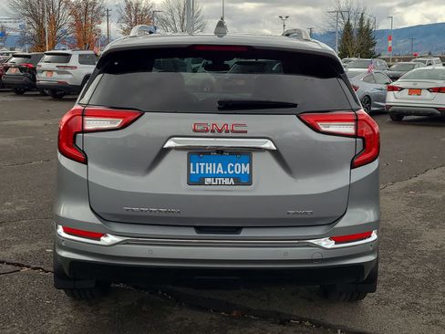 Used 2023 GMC Terrain Denali w/ Denali Premium Package image 13
