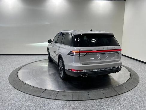 Certified 2022 Lincoln Aviator Reserve w/ Equipment Group 201A AWD/4WD image 8