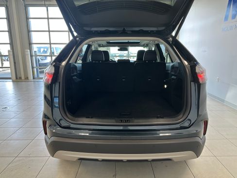 Used 2024 Ford Edge SEL w/ Convenience Package image 7