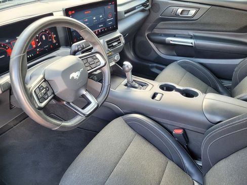 Used 2024 Ford Mustang Coupe image 14