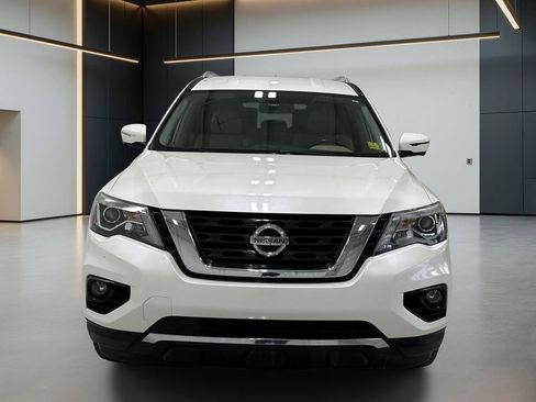 Used 2017 Nissan Pathfinder SL w/ SL Tech Package FWD image 8