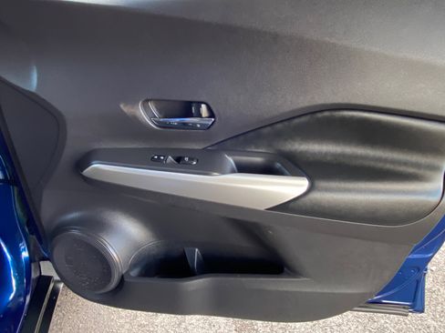 Used 2020 Nissan Kicks SR w/ SR Premium Package image 47