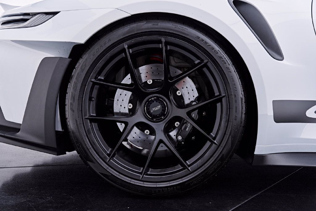 Used 2025 Porsche 911 GT3 RS RWD image 34