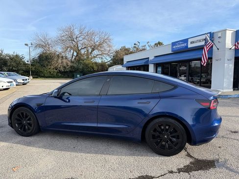 Used 2022 Tesla Model 3 Standard Range image 41