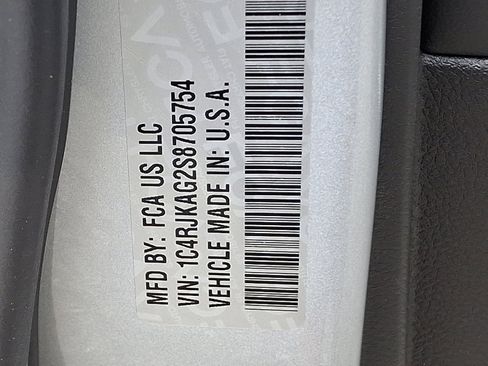 New 2025 Jeep Grand Cherokee L Laredo w/ Luxury Tech Group I image 15