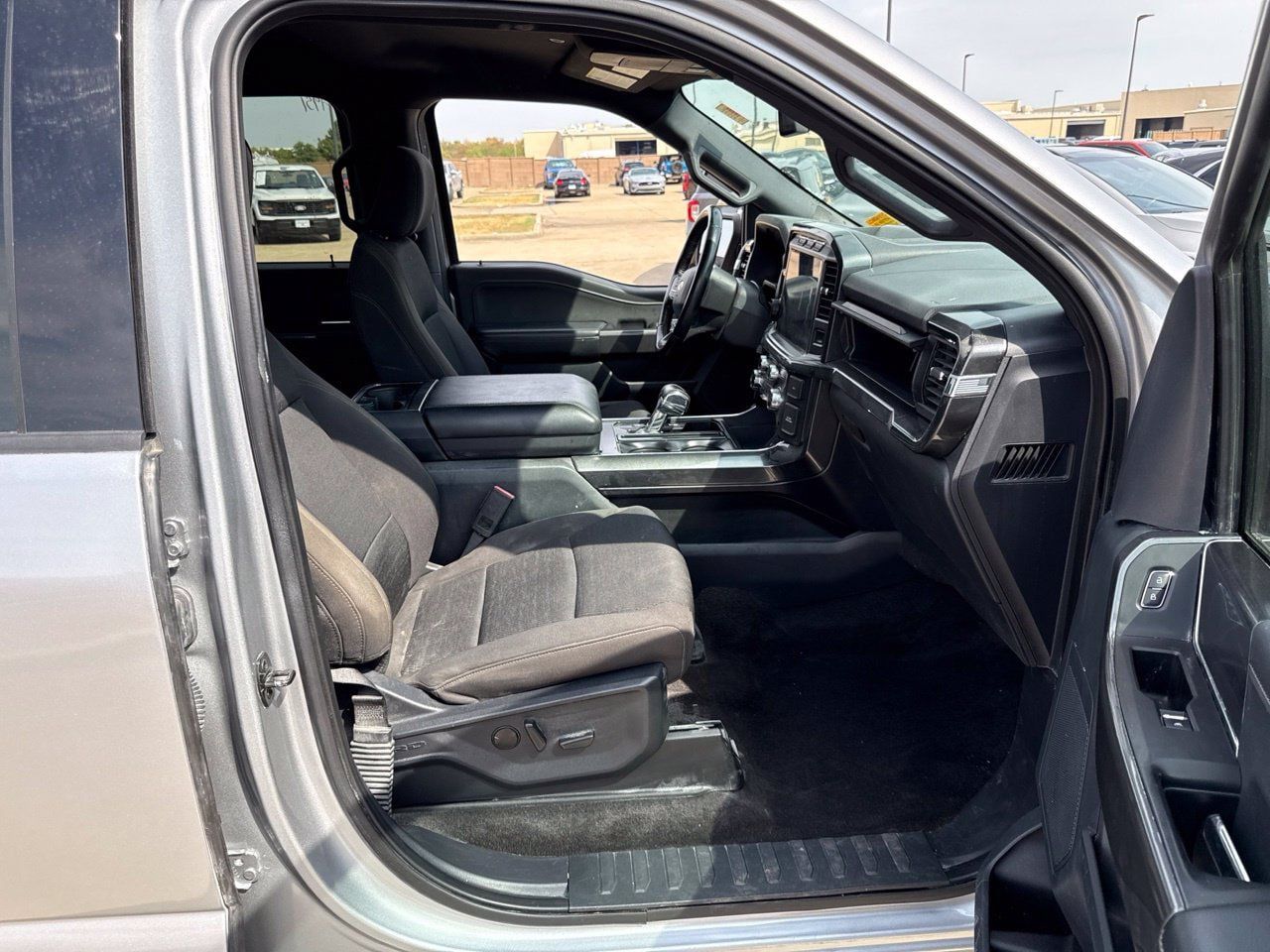 Used 2022 Ford F150 XLT w/ Equipment Group 302A High RWD image 13