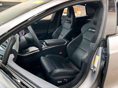 Used 2025 Tesla Model S Plaid image 28